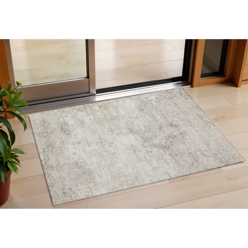 HomeRoots Abstract Transitional Rectangle Outdoor Rug - 3' x 5'