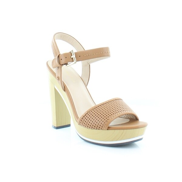 tommy heels