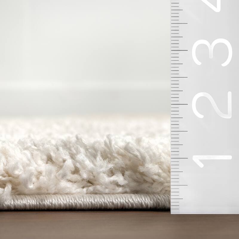 Nuloom Ailani Modern Geometric Area Rug