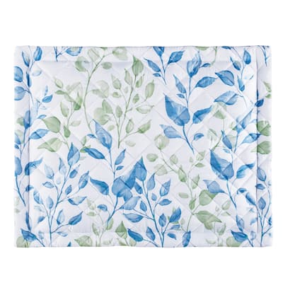 Scaling Leaves Design Cozy Quilted Pillow Sham