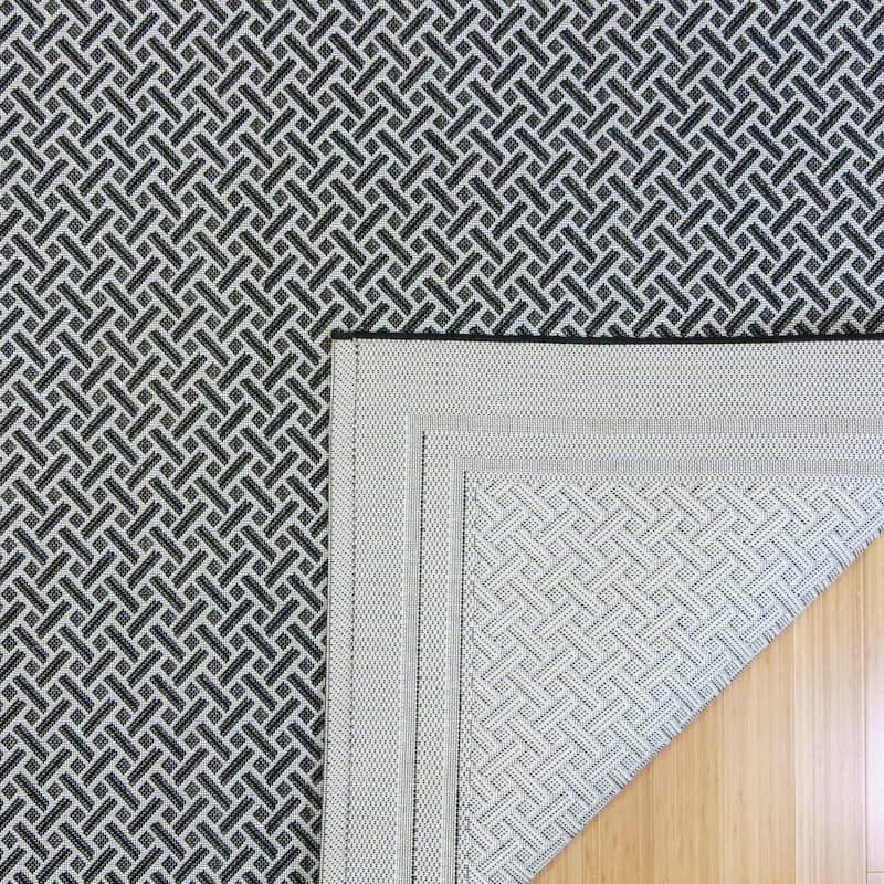 Gertmenian Paseo Soroa Black/White Classic Border Flatweave Indoor/ Outdoor Area Rug
