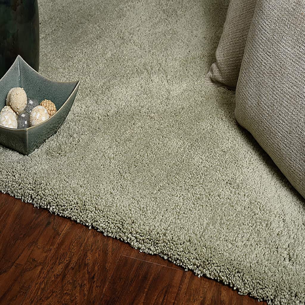 Domani Euphoria Plush Solid Sage Hand-Woven Shag Rug