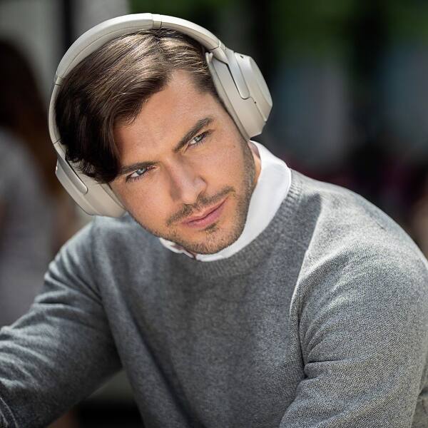 Sony Wh 1000xm3 Wireless Industry Leading Noise Cancelling Over Ear Headphones With Google Assistant Overstock 27299552