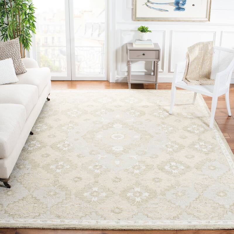 SAFAVIEH Handmade Micro-Loop Kleoniki Wool Rug - 5' Square - Beige/Grey