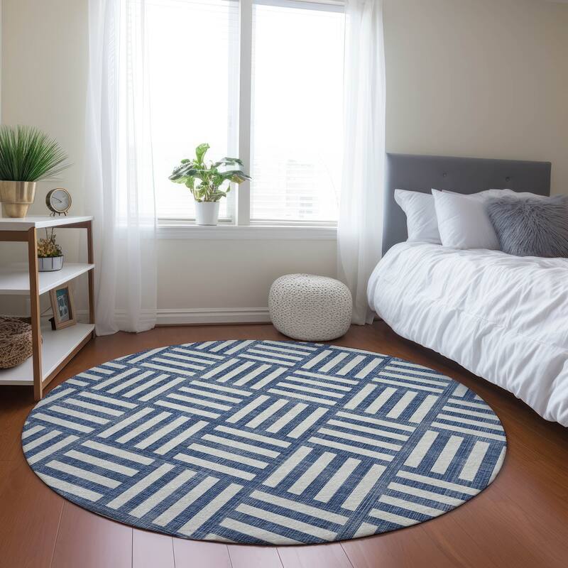 Machine Washable Indoor/ Outdoor Chantille Geo Modern Rug - Navy - 8' x 8'