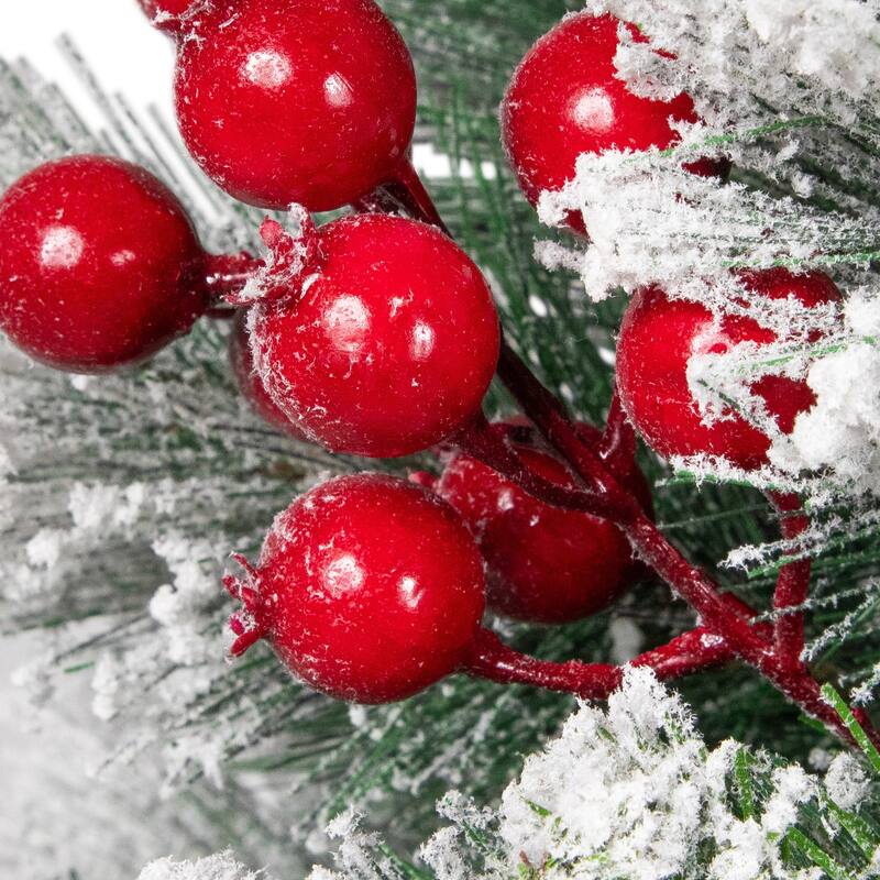 Full Flocked Fairfield Fir Artificial Christmas Tree - 4.5' -Unlit - 4.5 Foot