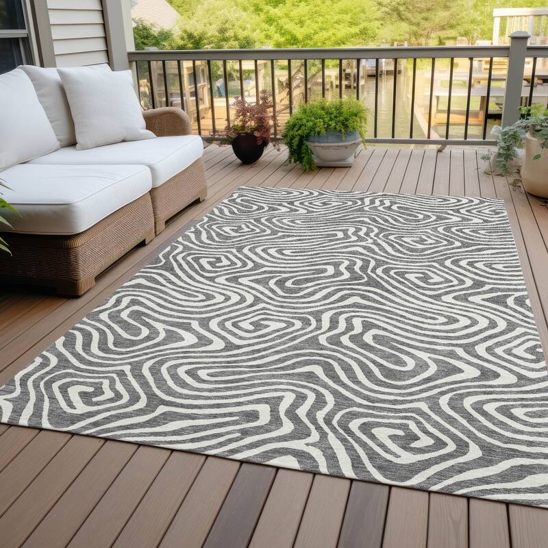Machine Washable Indoor/ Outdoor Abstract Modern Chantille Rug - Gray - 5' x 7'6"