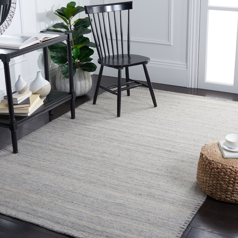 SAFAVIEH Flatweave Kilim Mizuki Wool Rug