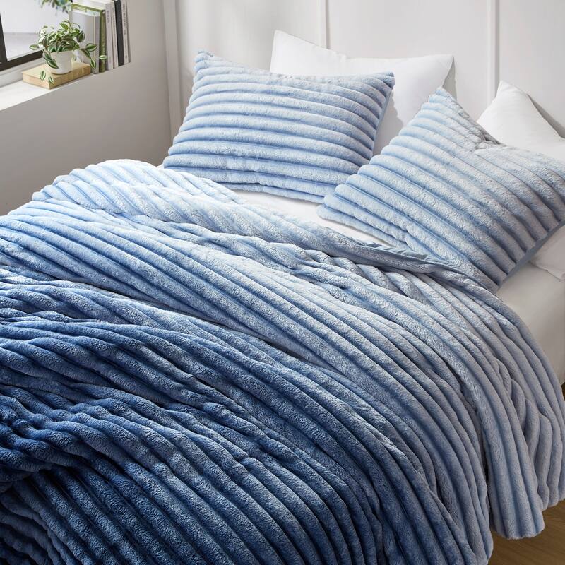Chelsea Square Avril Fluffy Ribbed Plush Comforter Set