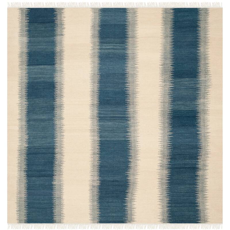 SAFAVIEH Handmade Kilim Flatweave Xanum Casual Tribal Wool Rug with Fringe
