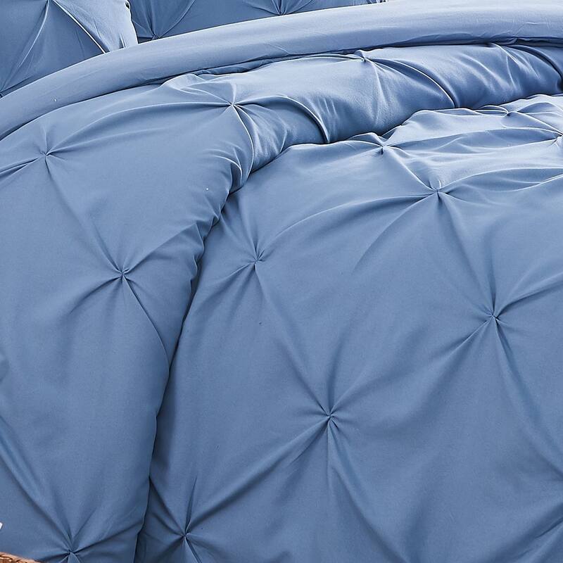 Pintuck 3 piece Duvet Cover Set