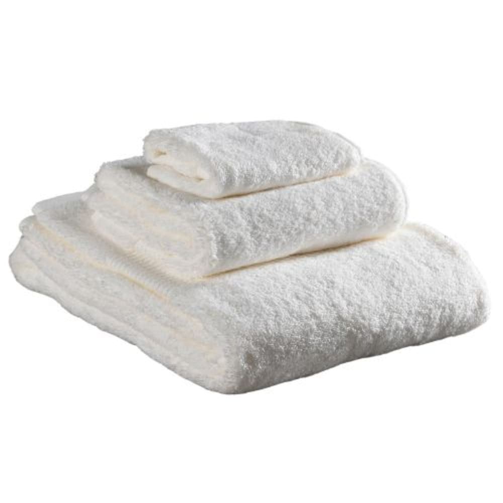 https://ak1.ostkcdn.com/images/products/is/images/direct/cb3d0f82e1969d39a6c241d4cdb9f9e2df03fb28/Delilah-Home-Organic-Cotton-Towels-3-piece-set-13x13-16x30-30x54-White.jpg