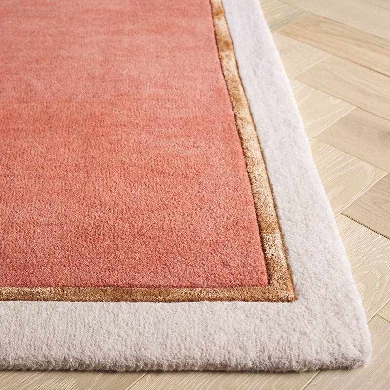 SAFAVIEH Handmade Fifth Avenue Abla Border Design Wool Rug