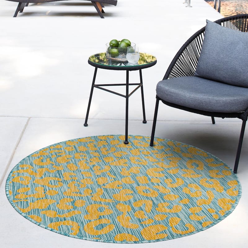 Outdoor Gallery Collection Area Rug
