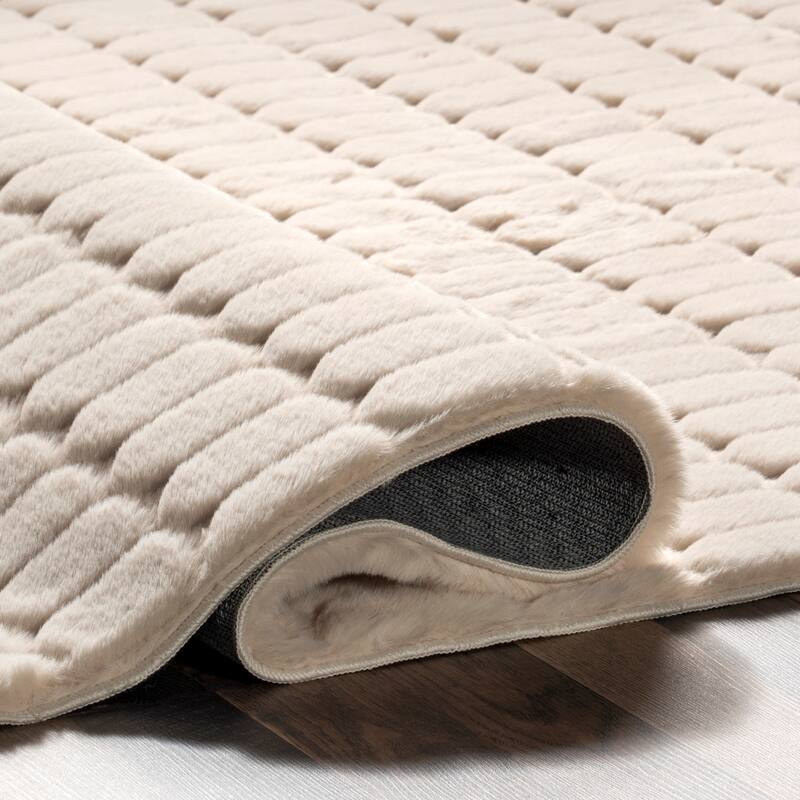 Nuloom Nia SuperiorWash Tile Faux Rabbit Machine Washable Area Rug