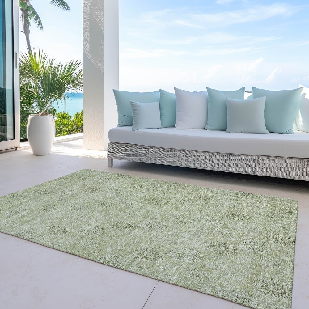 Machine Washable Indoor/ Outdoor Chantille Floral Burst Rug