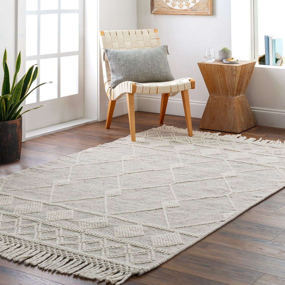 Livabliss Hemdan Handmade Bohemian Diamond Wool Blend Area Rug