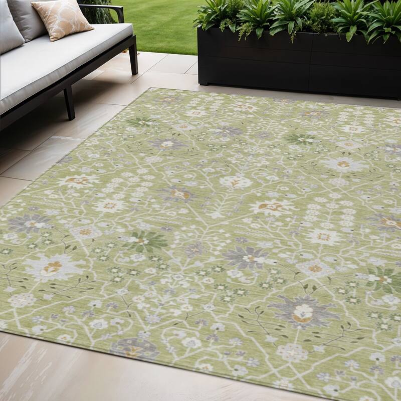 HomeRoots Oriental Traditional Rectangle Outdoor Rug - 5' X 8'