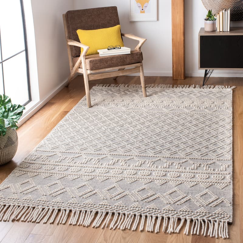 SAFAVIEH, Handmade Natura Vasilka Stripe Wool Rug - 2'3"x4' - Ivory/Grey
