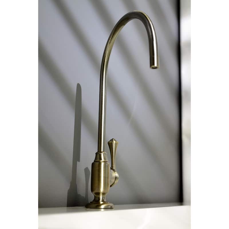 Vintage Single-Handle Water Filtration Faucet