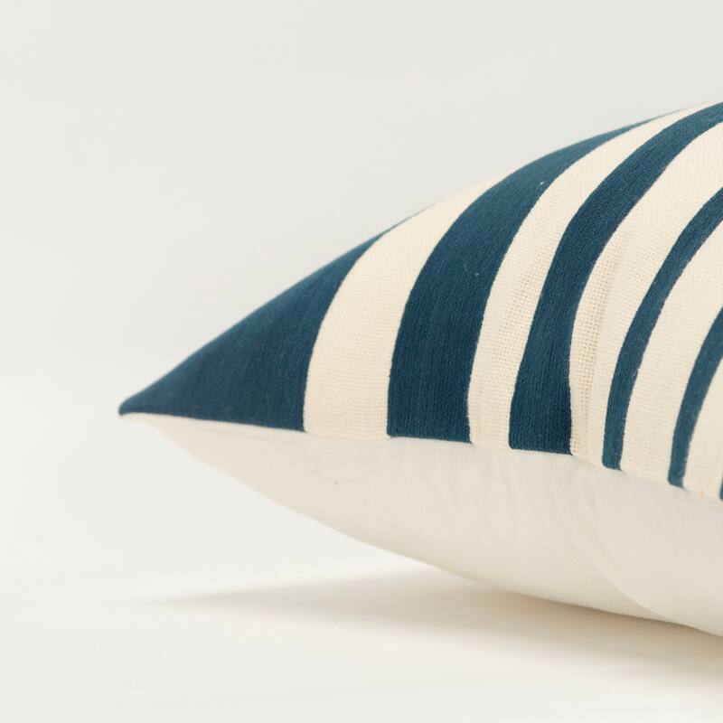 Rizzy Home Transitional Down Filled Decorative Pillow 20" x 20"