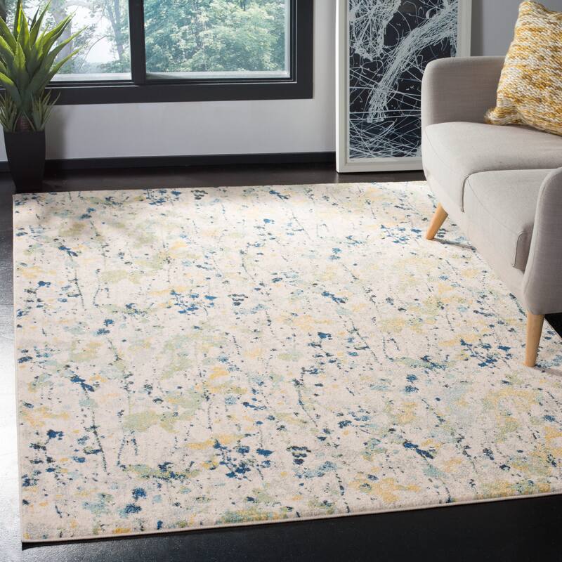 SAFAVIEH Evoke Hallbjorg Vintage Boho Rug - 4' x 6' - Ivory/Yellow