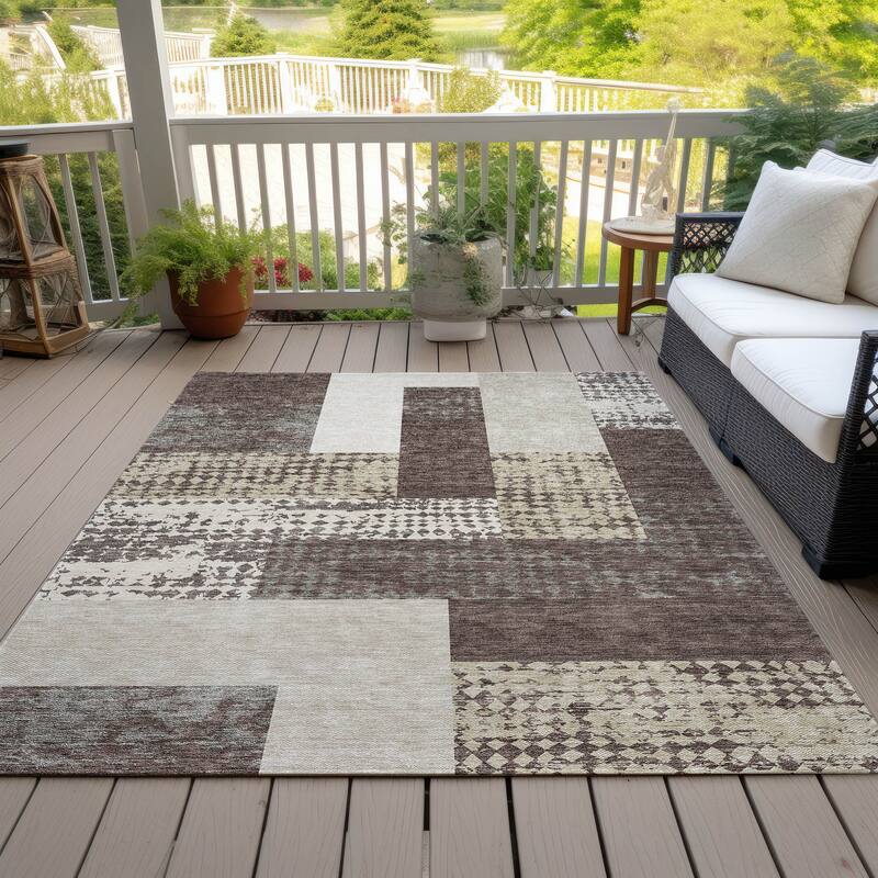 Machine Washable Indoor/ Outdoor Modern Blocks Chantille Rug - Brown - 10' x 14'