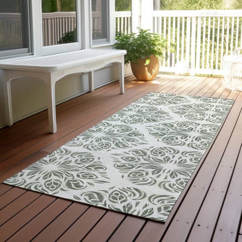 Machine Washable Indoor/ Outdoor Damask Pearl Chantille Rug - Basil - 2'3" x 7'6"