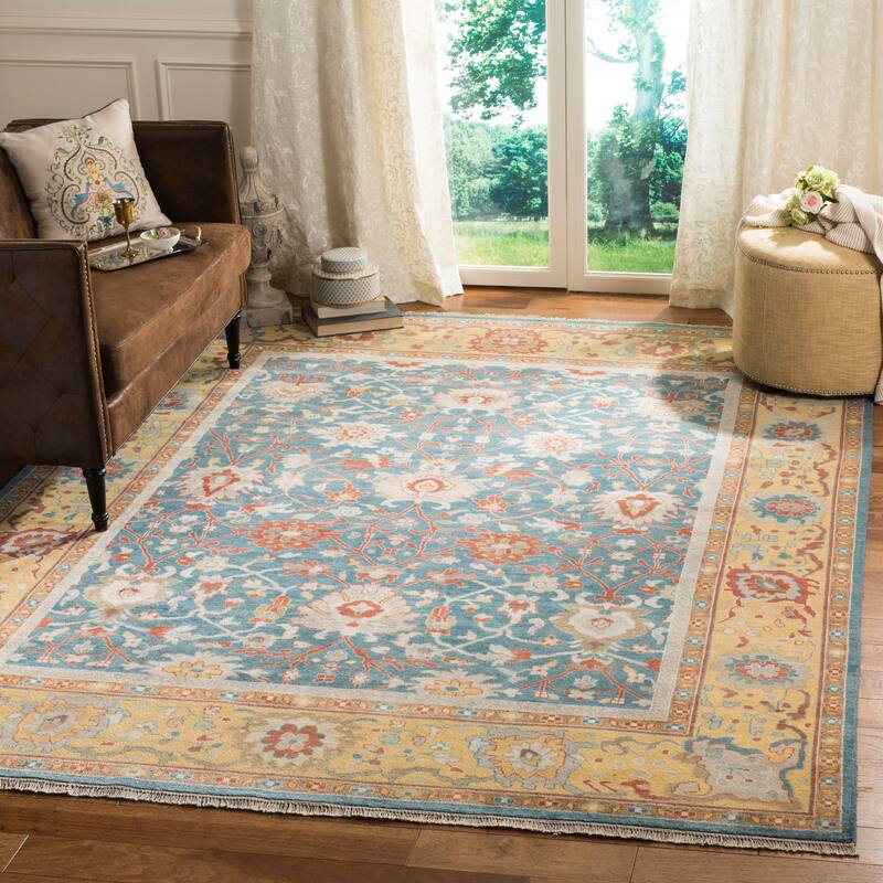SAFAVIEH Couture Hand-knotted Sultanabad Niceta Traditional Oriental Wool Rug - 6' x 9' - Blue/Gold