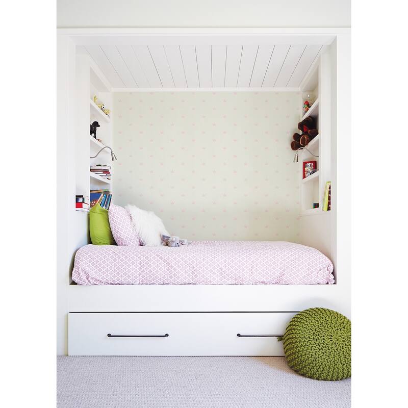 Chesapeake Bea Light Pink Crowns Wallpaper - 20.9 x 396 x 0.025