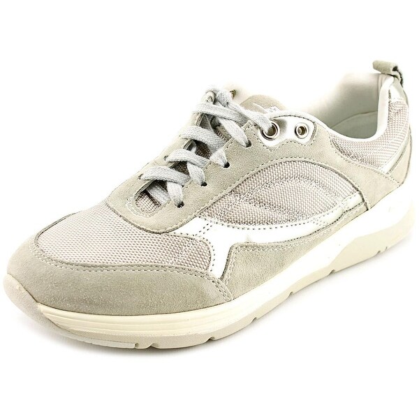 Earth Traveler Round Toe Suede Sneakers