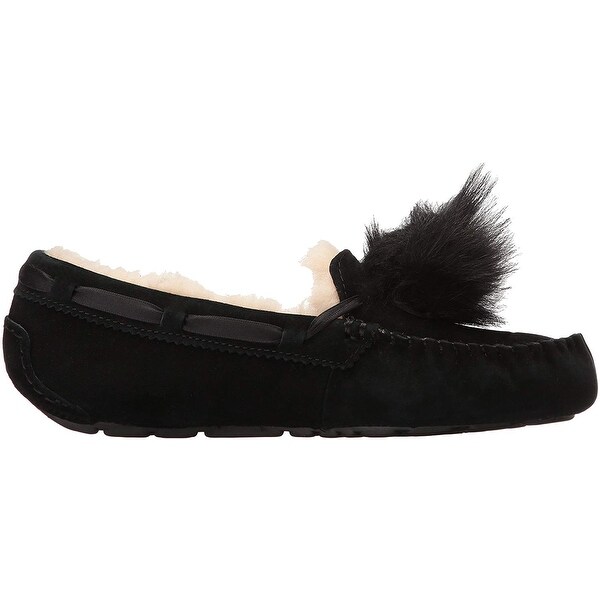 ugg women's dakota pom pom moccasin