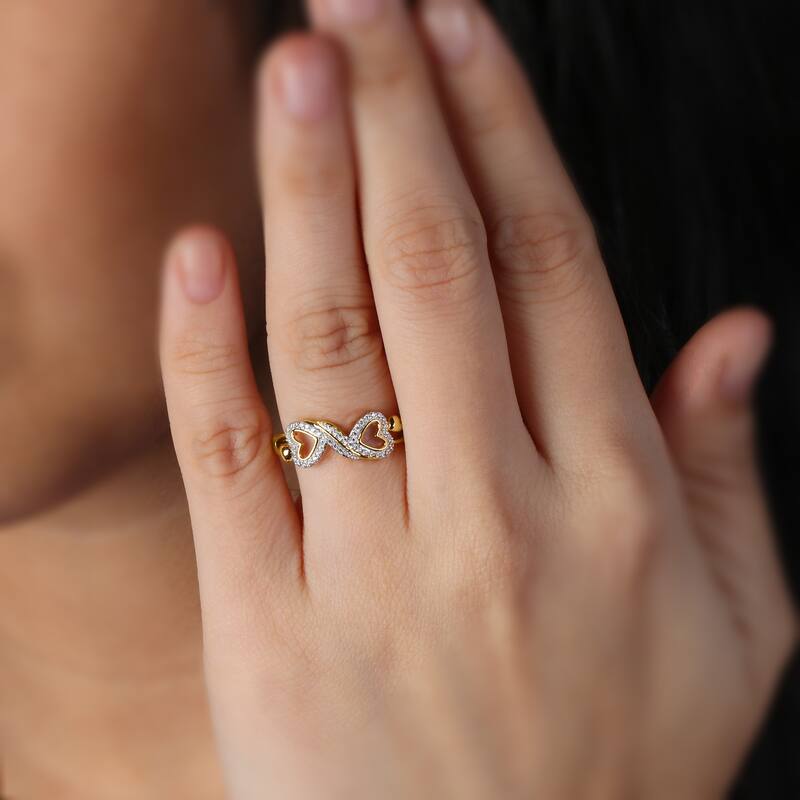1/8ct TDW Diamond Infinity Heart Promise Ring in 10K Gold for Women