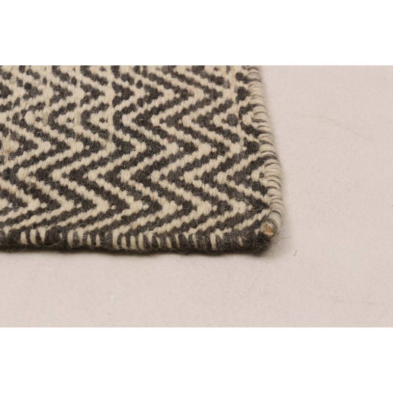 Nevada Cream Kilim 5'5" x 8'1" - 5'5 x 8'1