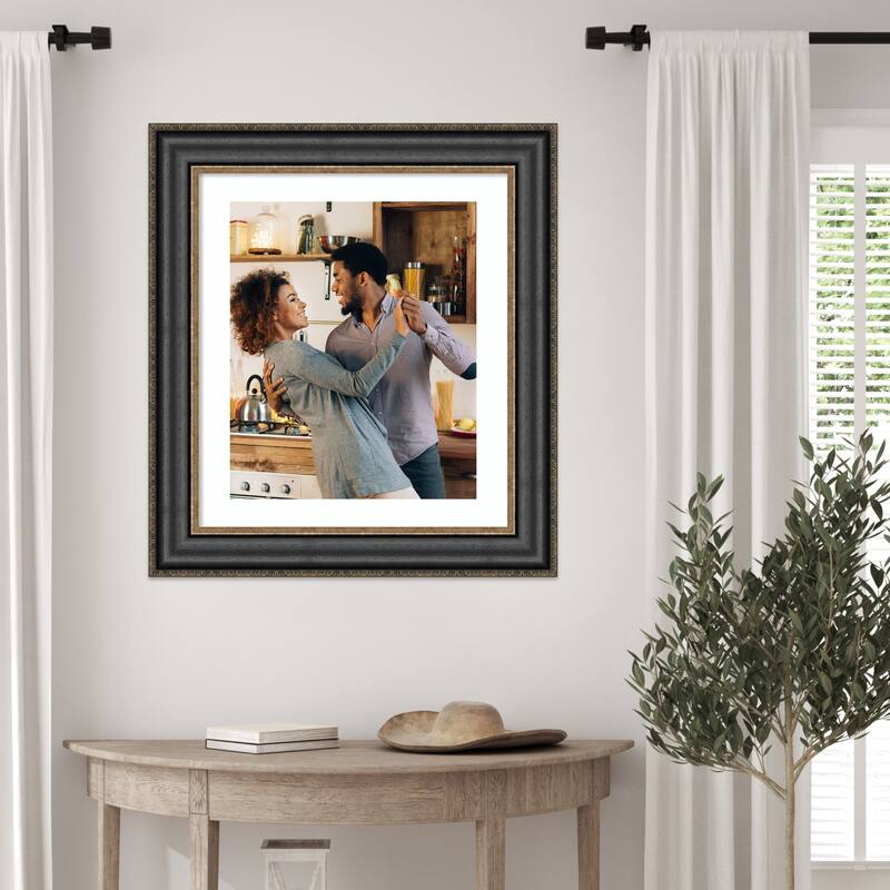 Thomas Black Bronze Framed Picture Frame, Photo Frame