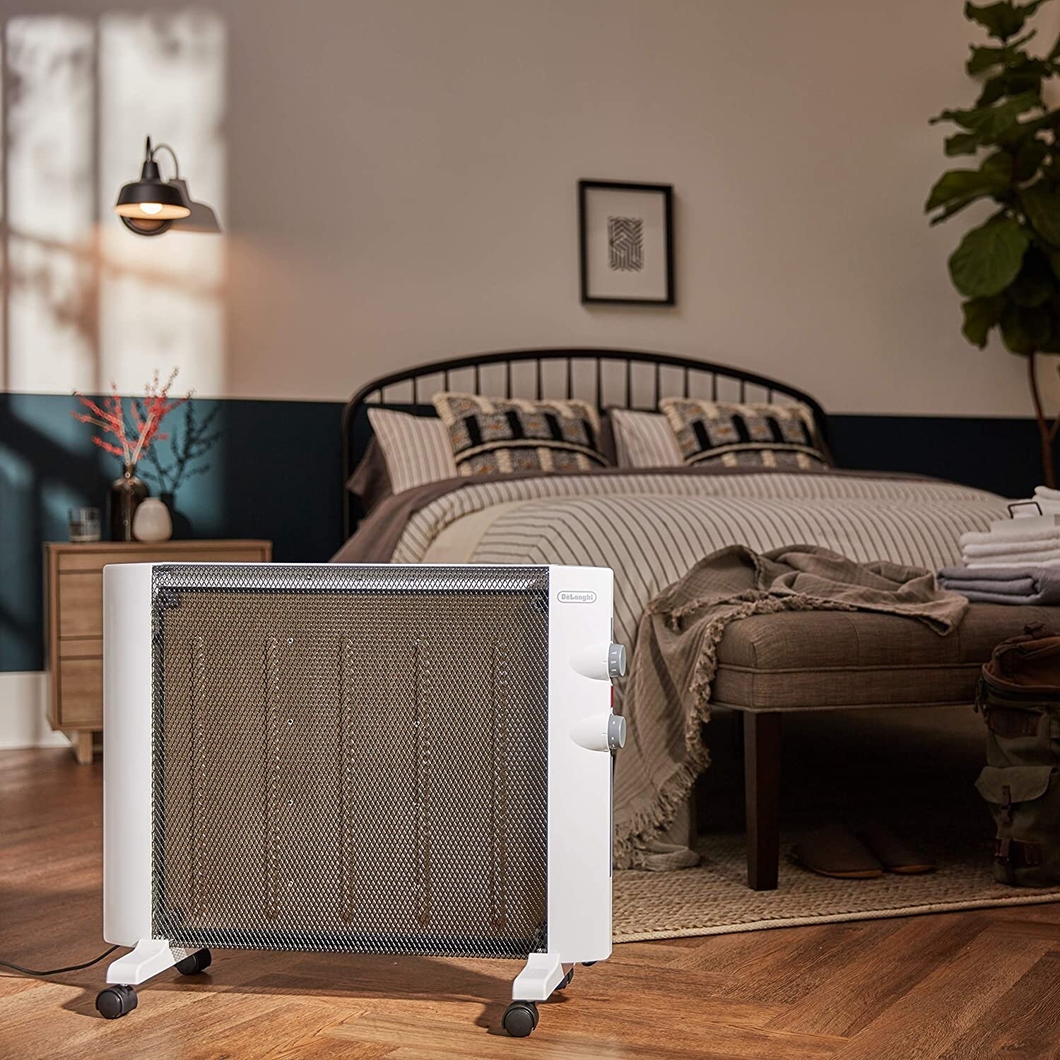 De'Longhi Mica Panel Heater (White) - Bed Bath & Beyond - 37568819