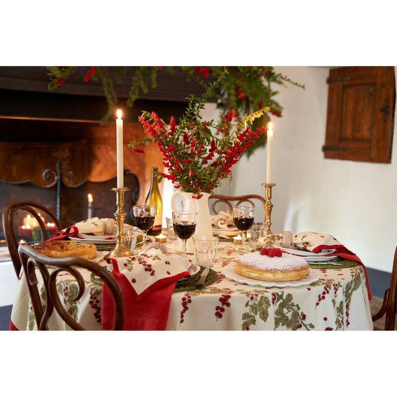 Gooseberry Square Red/ Green Cotton Tablecloth