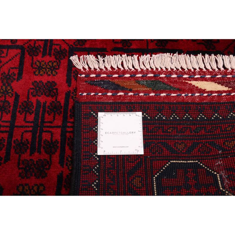 ECARPETGALLERY Hand-knotted Finest Khal Mohammadi Red Wool Rug - 4'11 x 6'10