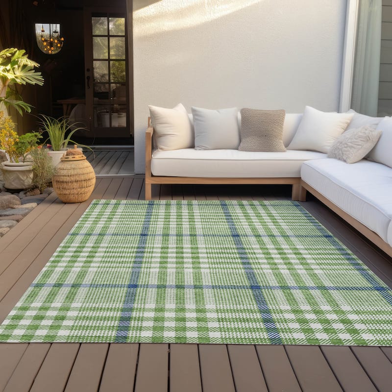 Machine Washable Indoor/ Outdoor Plaid Chantille Rug