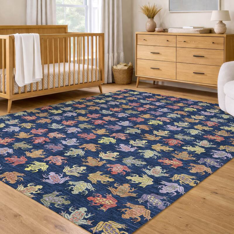 Machine Washable Indoor/ Outdoor Modern Frogs Chantille Rug