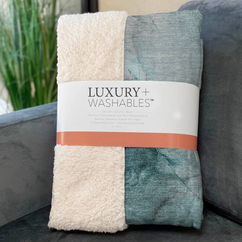 Premium Machine Washable Contemporary Sherpa Throw Blanket