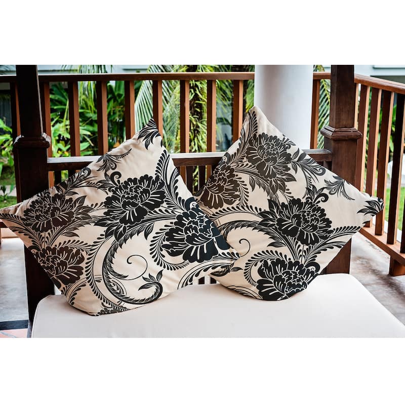 Flower Flourish Indoor/Outdoor Throw Pillow