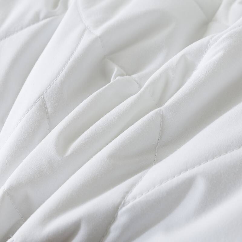 Waverly Antimicrobial Quilted Nano Feather Pillow with Gusset - White
