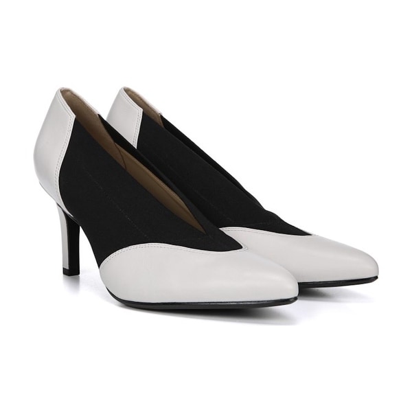 white naturalizer pumps