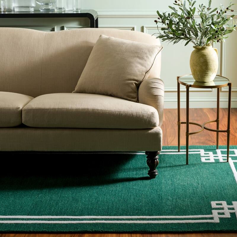 Martha Stewart by SAFAVIEH Handmade Fulgenzia Wool Rug - 6' x 9' - Green/Ivory