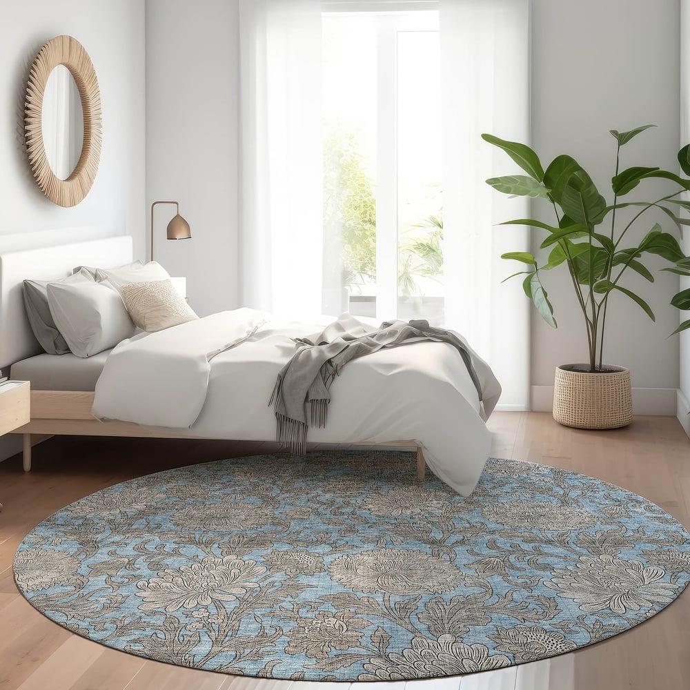 Machine Washable Indoor/ Outdoor Chantille Floral Rug