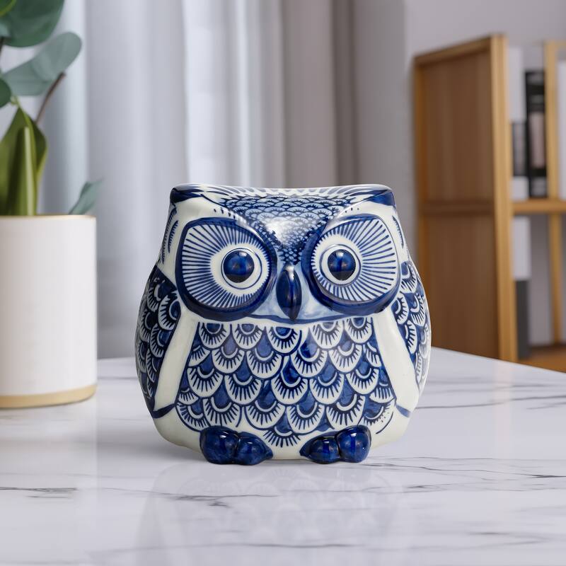 Sagebrook Home Stoneware Ceramic Owl Figurine with Intricate Hand-Painted Detailing