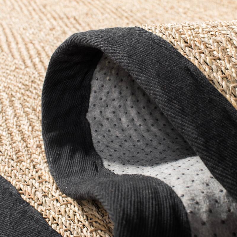 SAFAVIEH Natural Fiber Oceana Herringbone Seagrass Rug