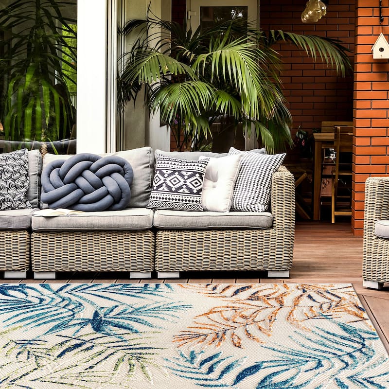 Bahama Palm Frond Floral Indoor/Outdoor Area Rug - 5'x7' - Multi
