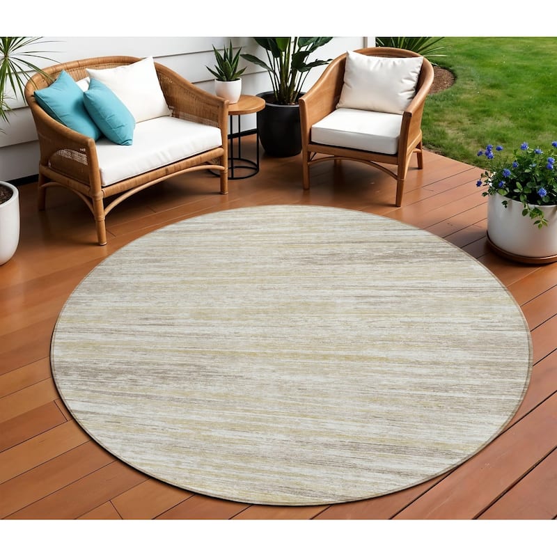 HomeRoots Striped Transitional Rectangle Outdoor Rug - 8' Round